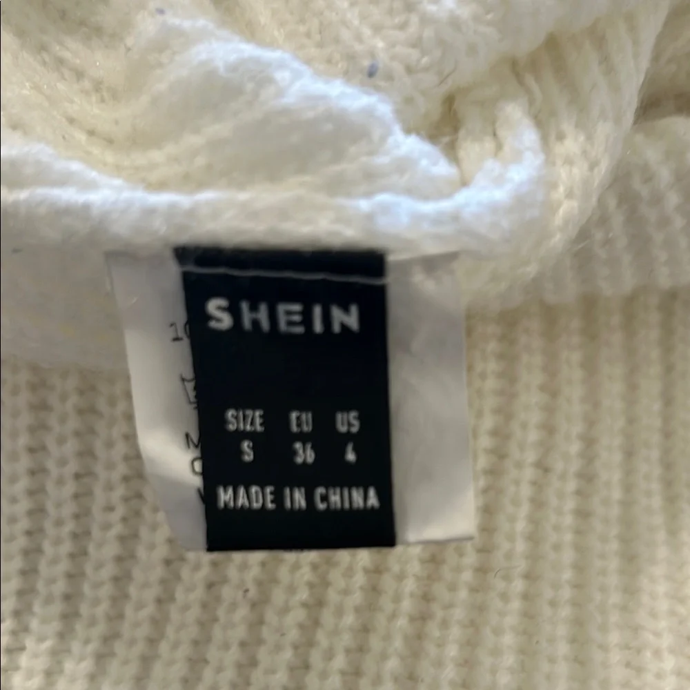 SHEIN White V-Neck Sweater with Cropped Fit
